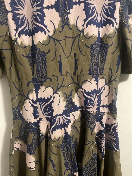 Olive Floral Print Button-Front Shirt Dress with Tie Waist - Picture 5 of 9